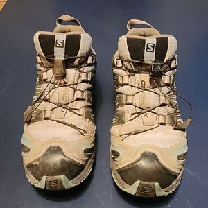 Salomon Waterproof Hiking Boots 8.5